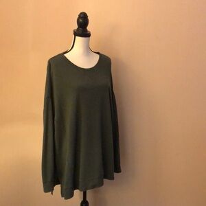 Terra & Sky Forest Green Sweatshirt